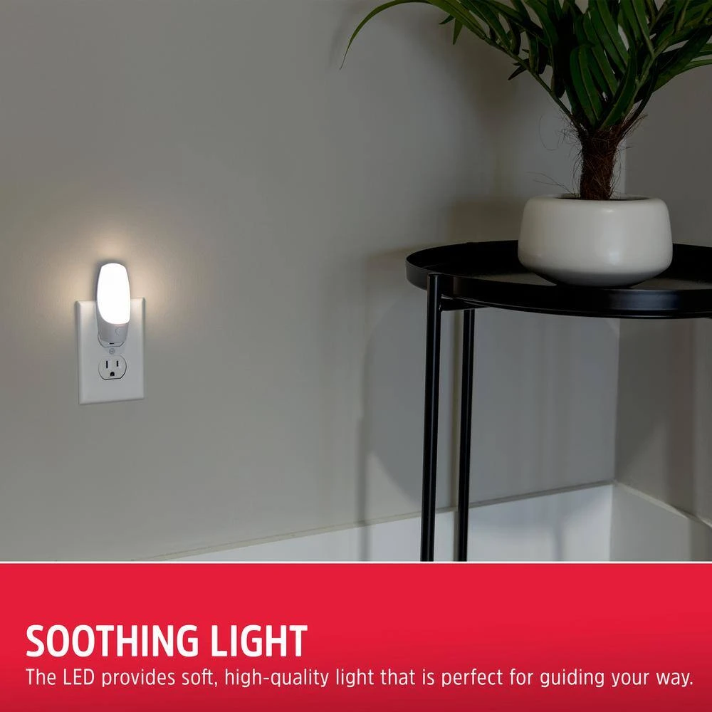 Energizer 0.5-Watt Manual Touch On/Off Plug In Integrated LED Night Light 6 Energizer 0.5-Watt Manual Touch On/Off Plug In Integrated LED Night Light - Image 4