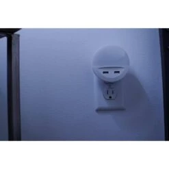 Sylvania Dual USB Dusk To Dawn LED Night Light -Lamp Parts sylvania night lights 60143 c3 1000