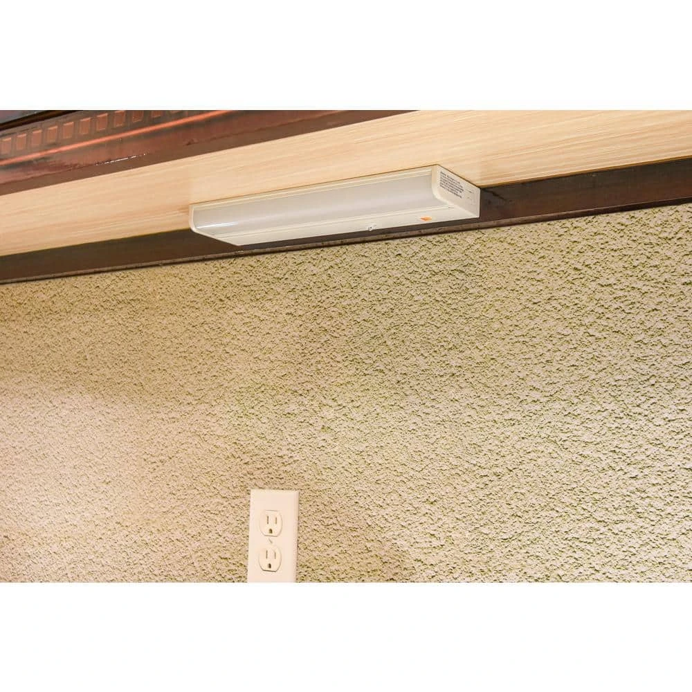 Direct Wire Aluminum 12 In. LED White CCT Changing Under Cabinet Light 5 Direct Wire Aluminum 12 In. LED White CCT Changing Under Cabinet Light - Image 3