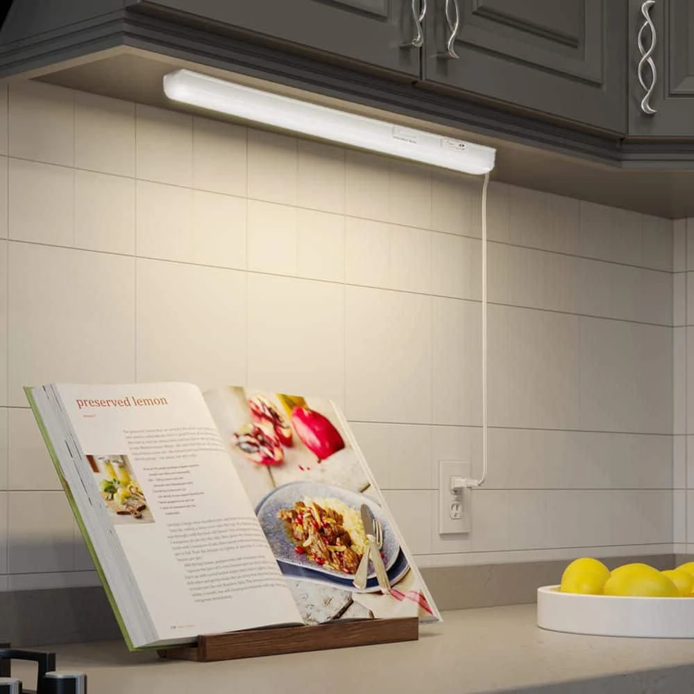 Sunlite Plug-In 12 In. Linkable Adjustable 3 Color Selectable CCT 3000K 4000K 5000K White LED Under Cabinet Light 4 Sunlite Plug-In 12 In. Linkable Adjustable 3 Color Selectable CCT 3000K 4000K 5000K White LED Under Cabinet Light - Image 2