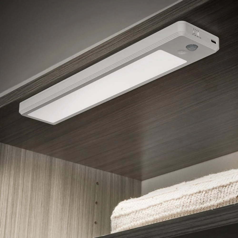 12 In. Rechargeable Dimmable LED Adjustable White Color Temperature Bar Light With Motion Sensor 4 12 In. Rechargeable Dimmable LED Adjustable White Color Temperature Bar Light With Motion Sensor - Image 2